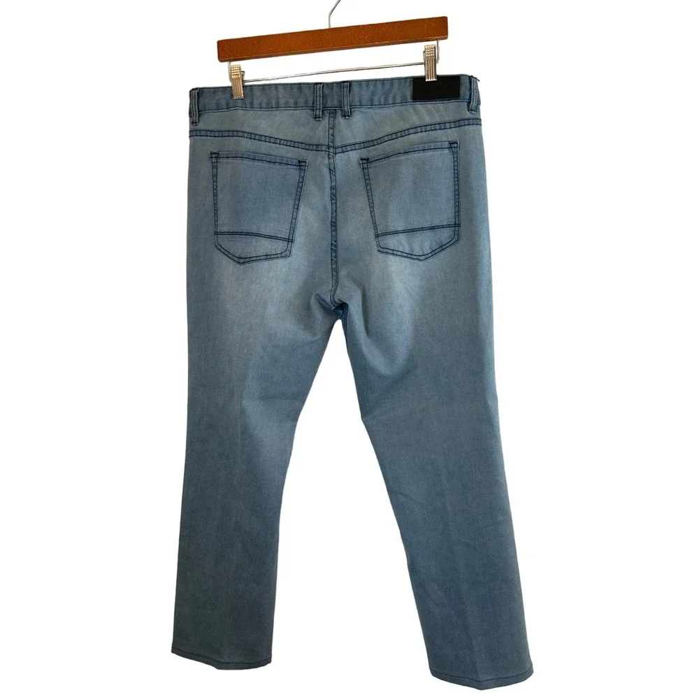 Kenneth Cole Men’s Size 34 x 32 Blue Wash Straight Leg 5 Pocket Jeans Pants